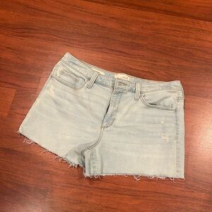 ✨Universal Thread high rise Midi shorts✨